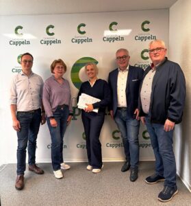 Übergabe der Unterstützungsunterschriften